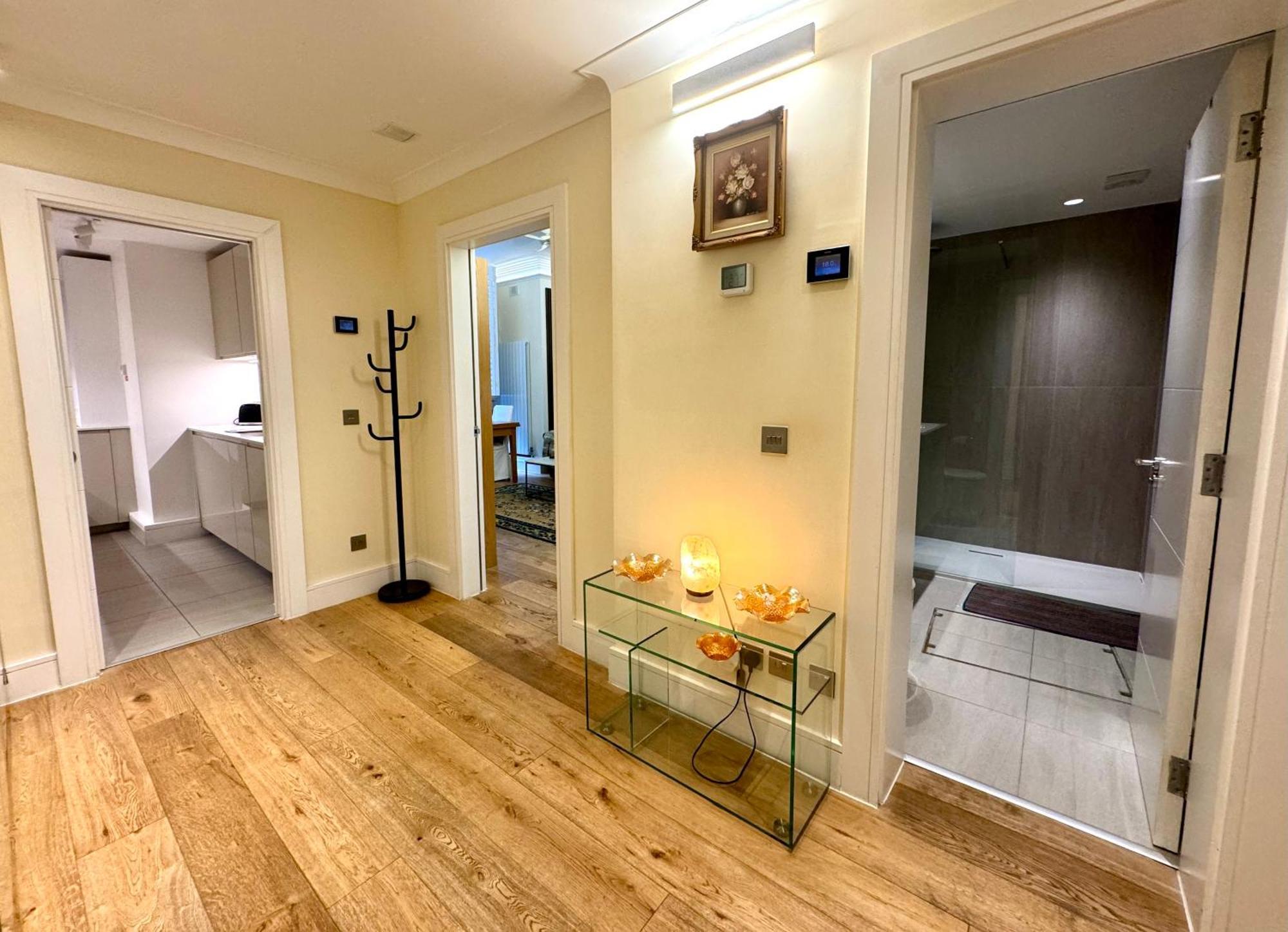 2 Bedroom Apartment In Central London South Kensington By Wild Londra Dış mekan fotoğraf