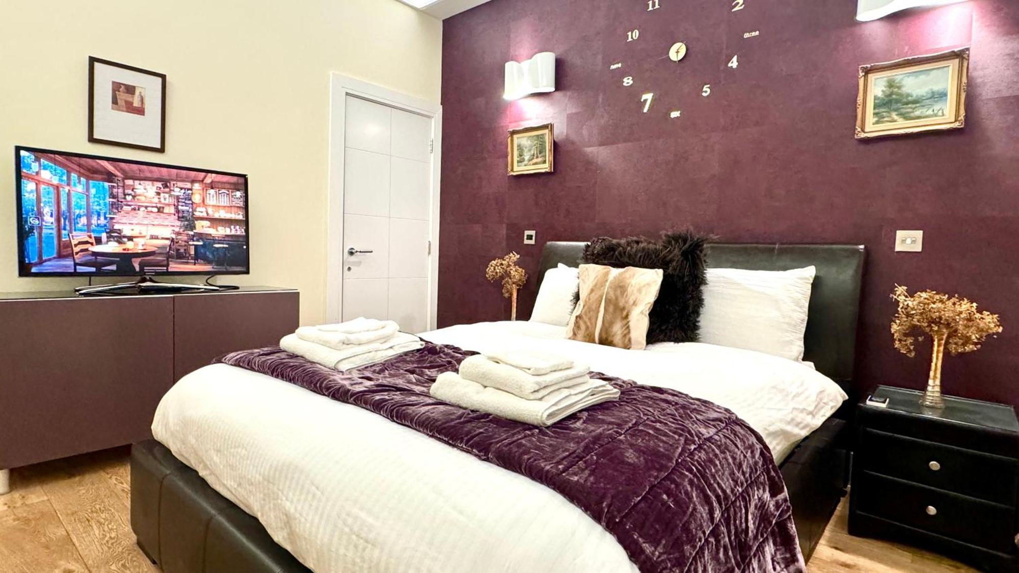 2 Bedroom Apartment In Central London South Kensington By Wild Londra Dış mekan fotoğraf